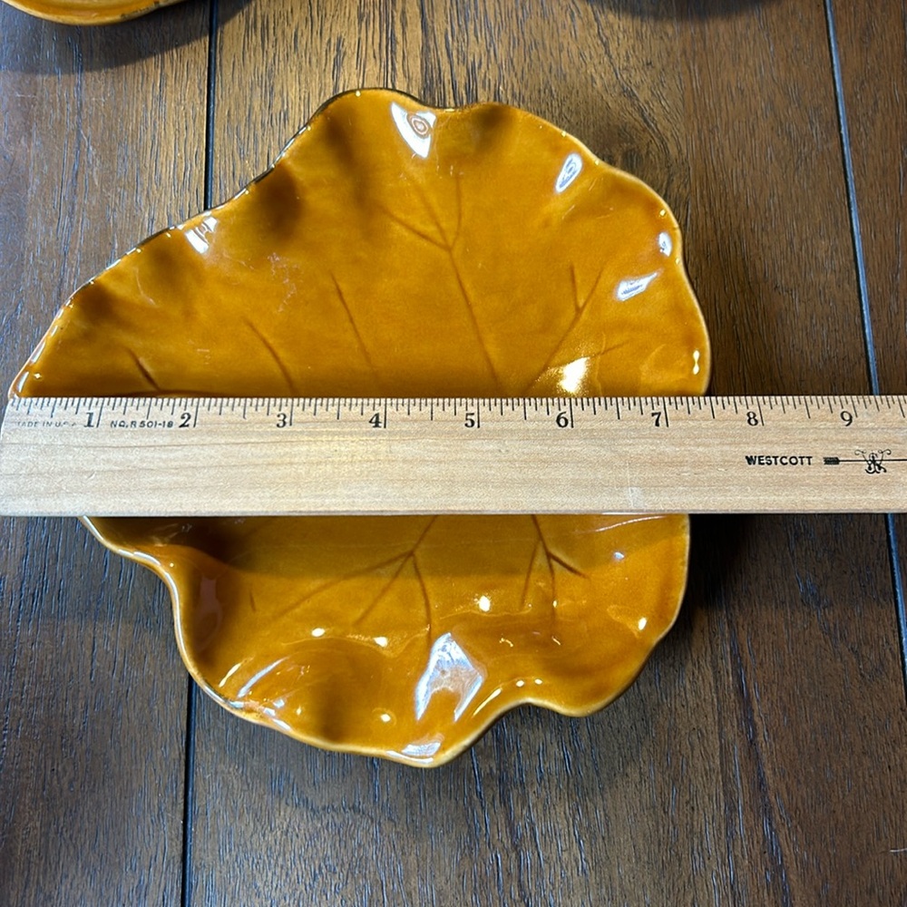 B. Eigen Exclusively for Williams-Sonoma Lidded Pumpkin Mug with Leaf Pl… - Picture 6 of 10